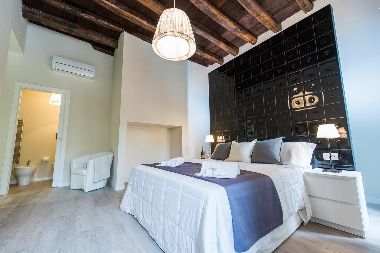 Hotel Luxuryenne Cagliari Esterno foto